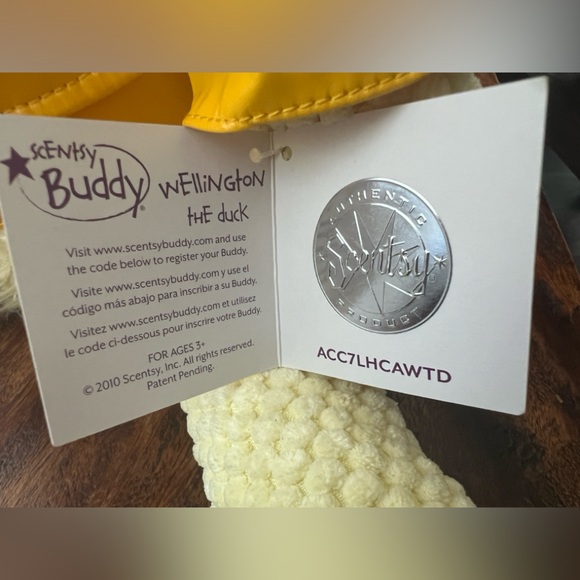 NWT Wellington the duck by  Scentsy - Picture 6 of 7